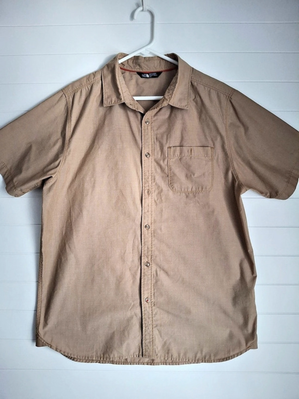 The North Face Short Sleeve Button Down, Brown, Size Large